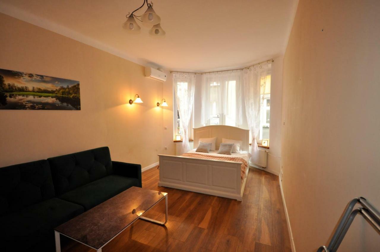 Wild Solutions Sauna Apartments Krakow Bagian luar foto