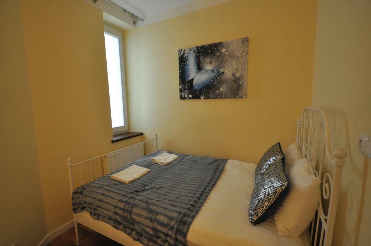 Wild Solutions Sauna Apartments Krakow Bagian luar foto