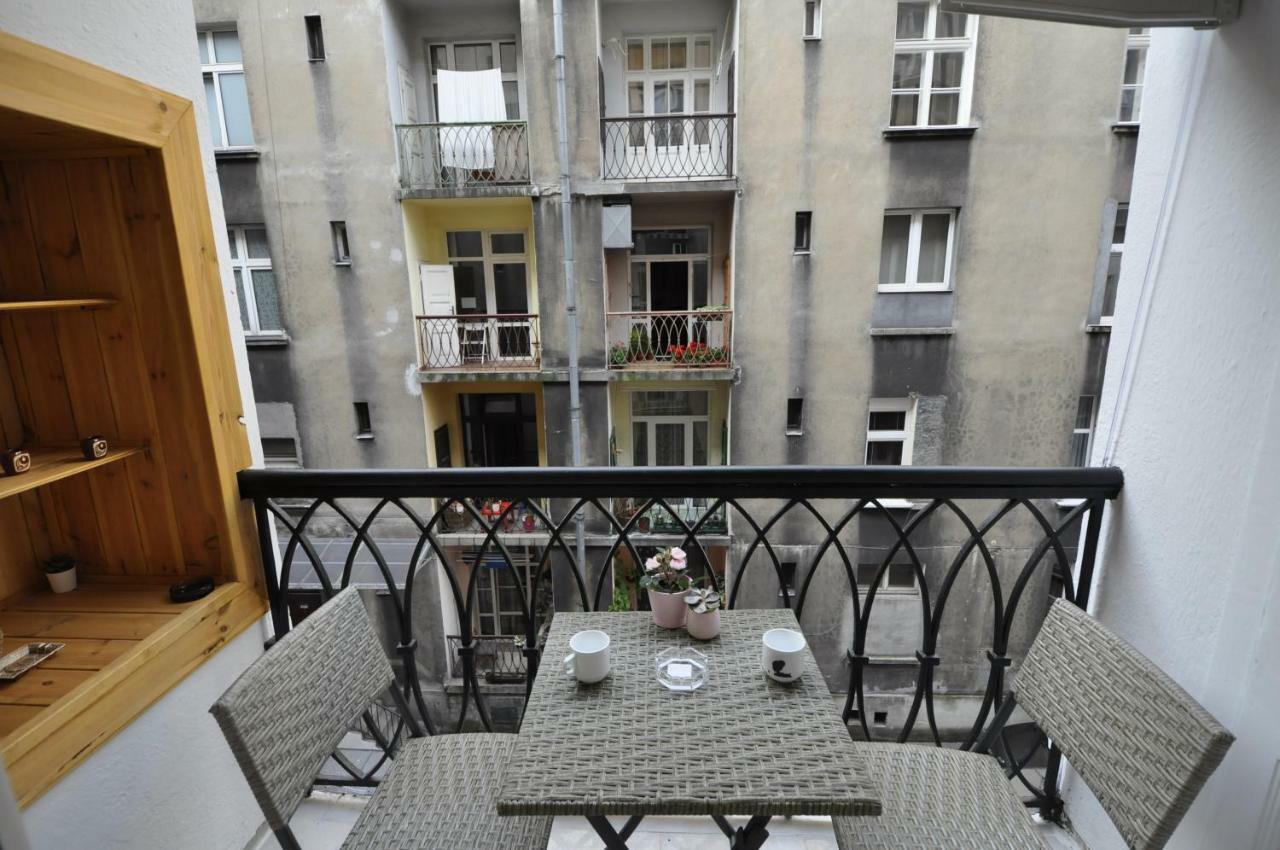 Wild Solutions Sauna Apartments Krakow Bagian luar foto
