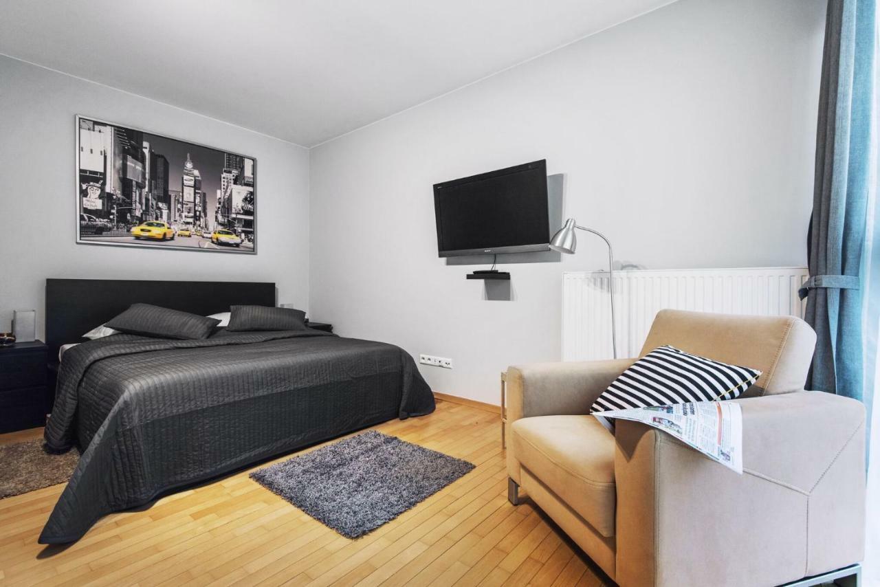 Wild Solutions Sauna Apartments Krakow Bagian luar foto