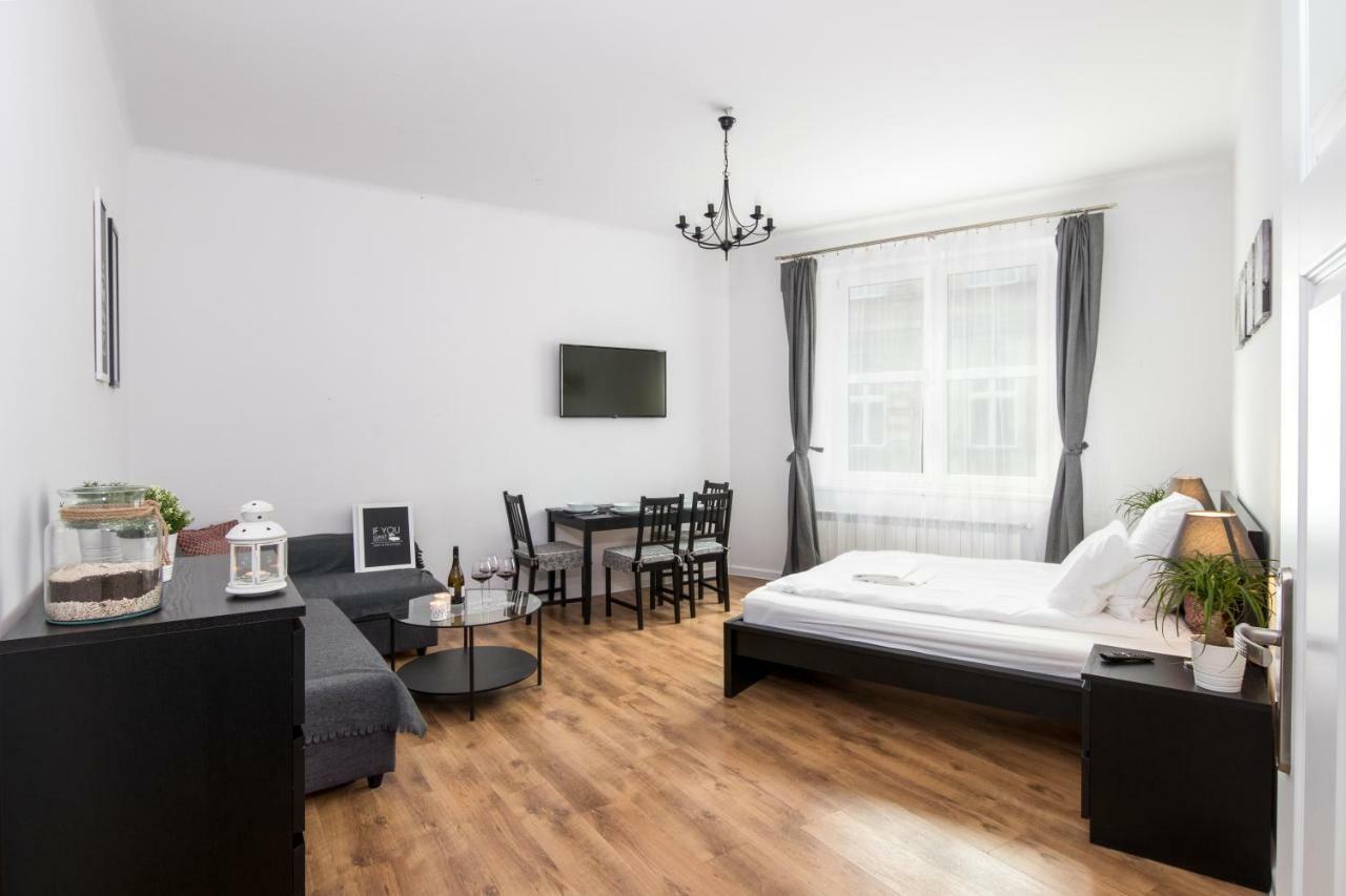 Wild Solutions Sauna Apartments Krakow Bagian luar foto