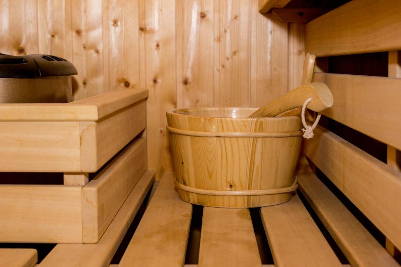 Wild Solutions Sauna Apartments Krakow Bagian luar foto